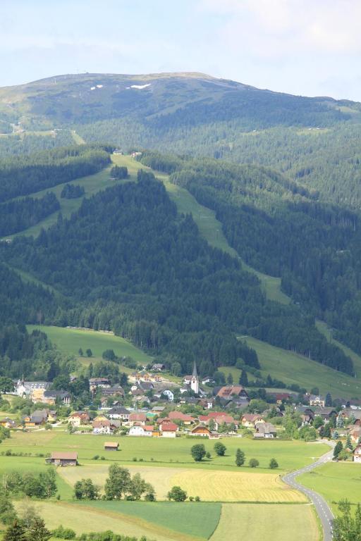 Biohof Sauschneider Sankt Margarethen im Lungau Exterior foto